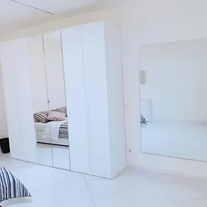 Visconti House Apartment Bari